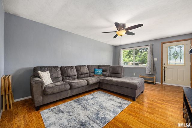 508 W KELLAR Parkway, Peoria, IL 61614
