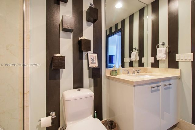 6799 Collins Ave LPH04, Miami Beach, FL 33141