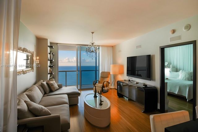 6799 Collins Ave LPH04, Miami Beach, FL 33141