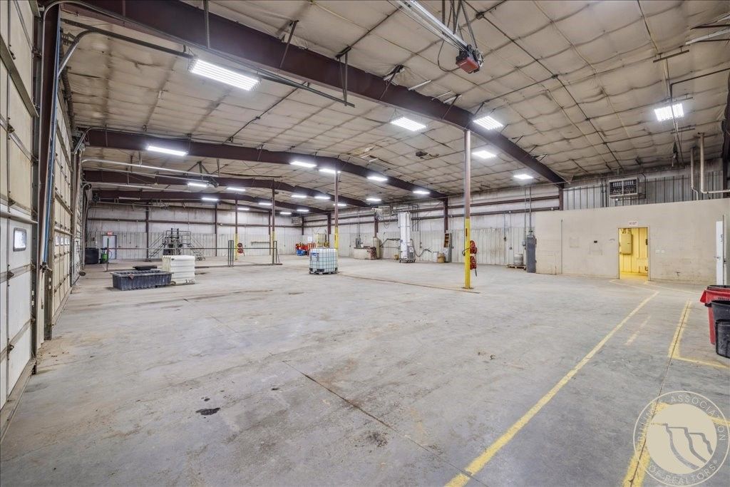 6830 Commercial AVENUE, Billings, MT 59101 photo 15