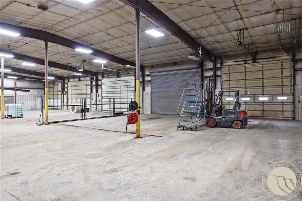 6830 Commercial AVENUE, Billings, MT 59101 photo 16