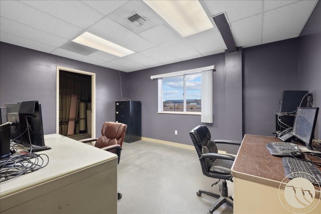 6830 Commercial AVENUE, Billings, MT 59101 photo 5