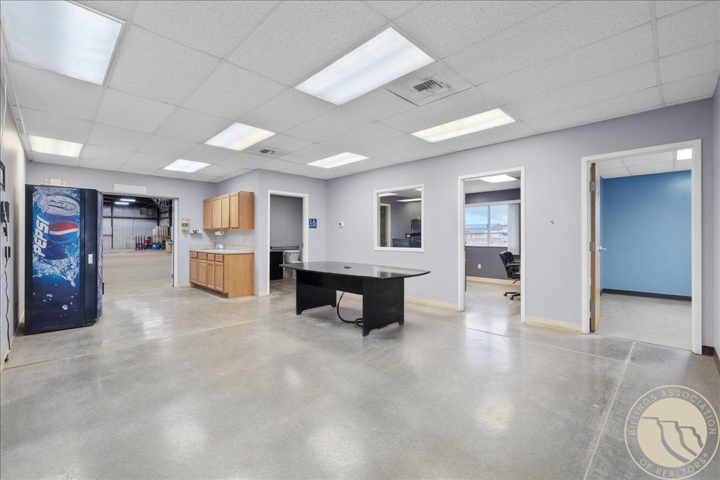 6830 Commercial AVENUE, Billings, MT 59101 photo 7