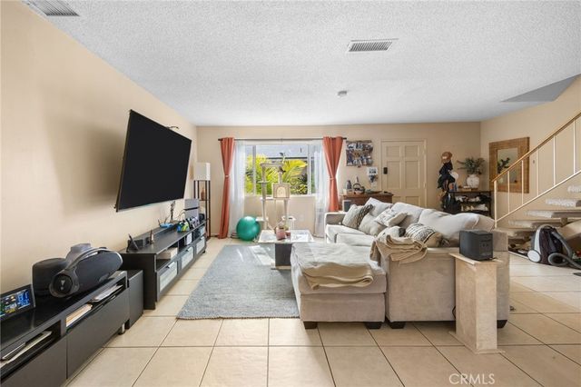 630 S Knott Avenue 25, Anaheim, CA 92804