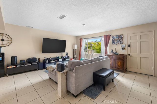 630 S Knott Avenue 25, Anaheim, CA 92804