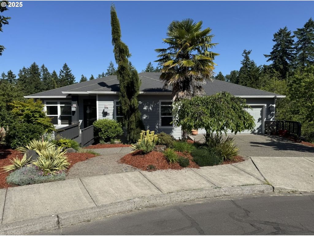 13728 Sw 130TH Pl, Portland, OR 97223