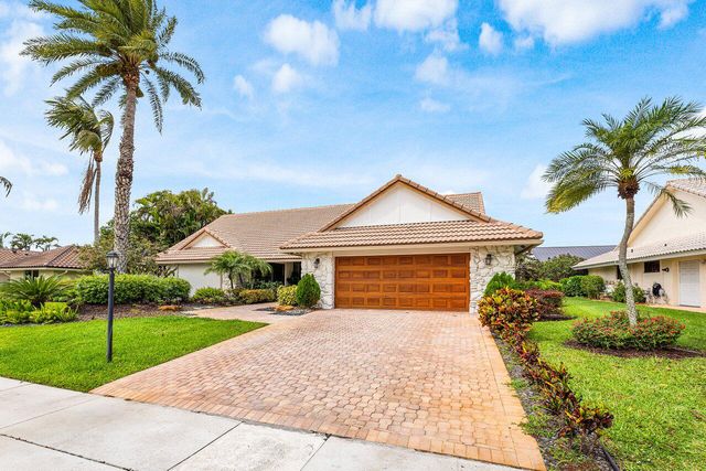 4382 White Cedar Lane, Delray Beach, FL 33445