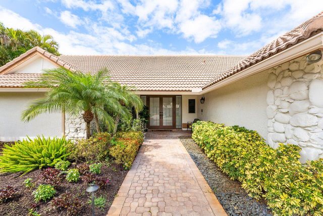 4382 White Cedar Lane, Delray Beach, FL 33445