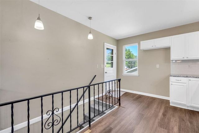 1803 E Belle Avenue, Belleville, IL 62221