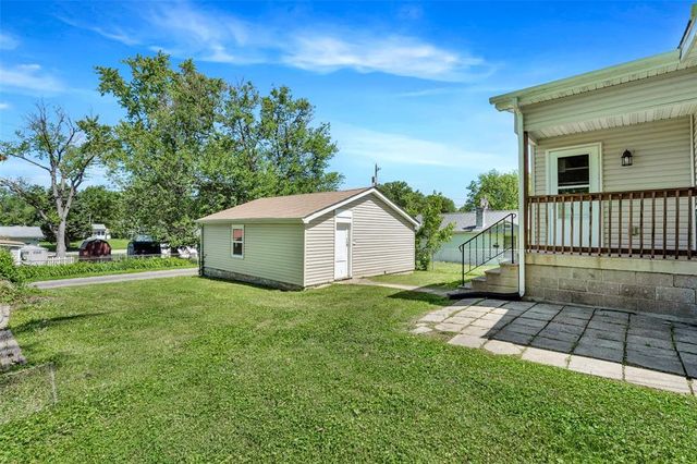 1803 E Belle Avenue, Belleville, IL 62221
