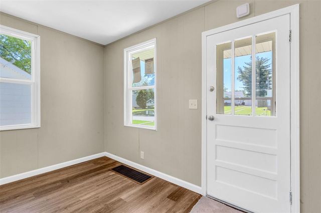 1803 E Belle Avenue, Belleville, IL 62221