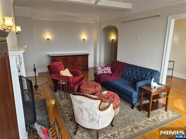 363-377 Mount Prospect 1B, Newark, NJ 07104