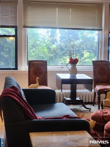 363-377 Mount Prospect 1B, Newark, NJ 07104