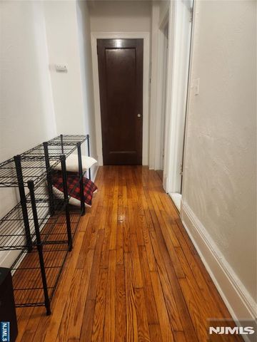 363-377 Mount Prospect 1B, Newark, NJ 07104