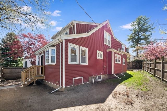 1 Chetwynd Road, Cambridge, MA 02140