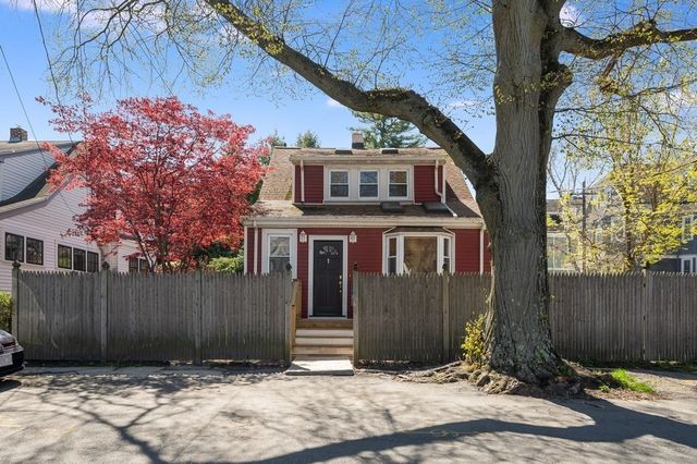 1 Chetwynd Road, Cambridge, MA 02140