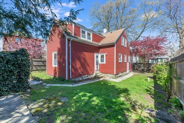 1 Chetwynd Road, Cambridge, MA 02140