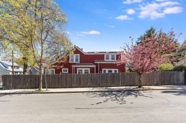 1 Chetwynd Road, Cambridge, MA 02140