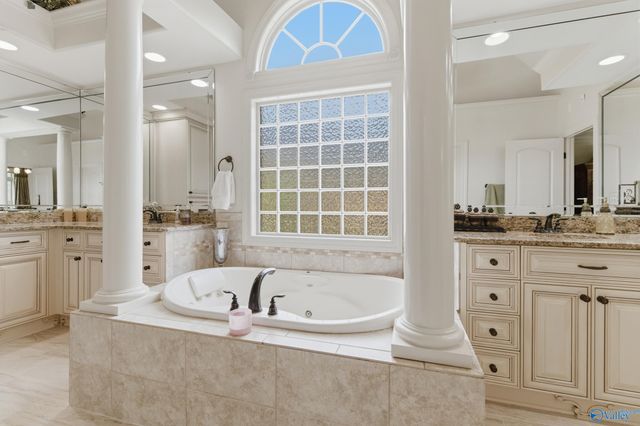 125 Foxfield Drive, Madison, AL 35758