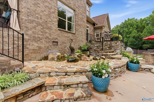 125 Foxfield Drive, Madison, AL 35758