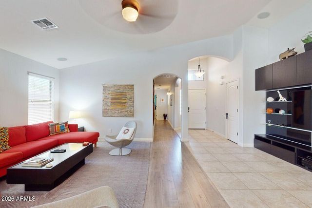 4320 E VISTA BONITA Drive, Phoenix, AZ 85050