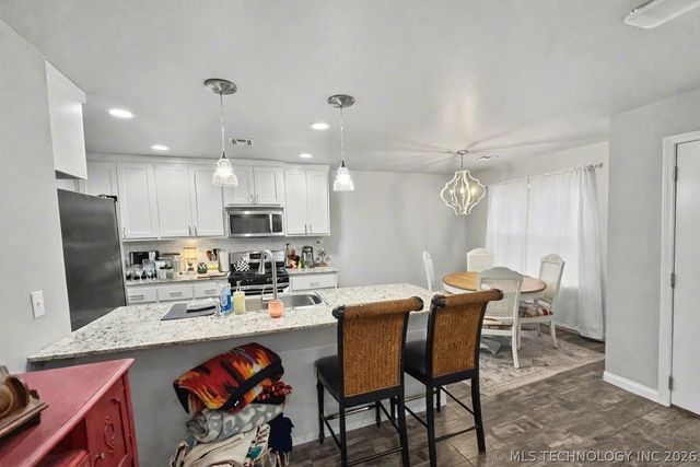 404 E Cottonwood Avenue, Fort Gibson, OK 74434