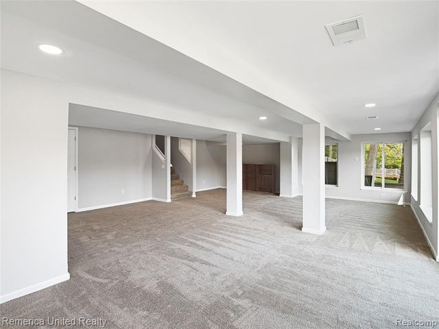 16431 Oak Hill Drive, Fenton, MI 48430