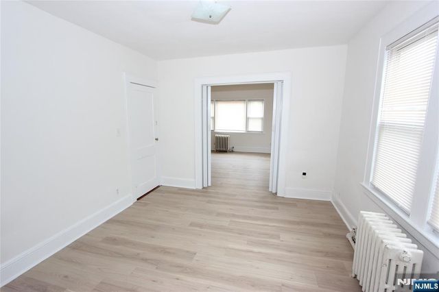 1 West Street 2, Elmwood Park, NJ 07407