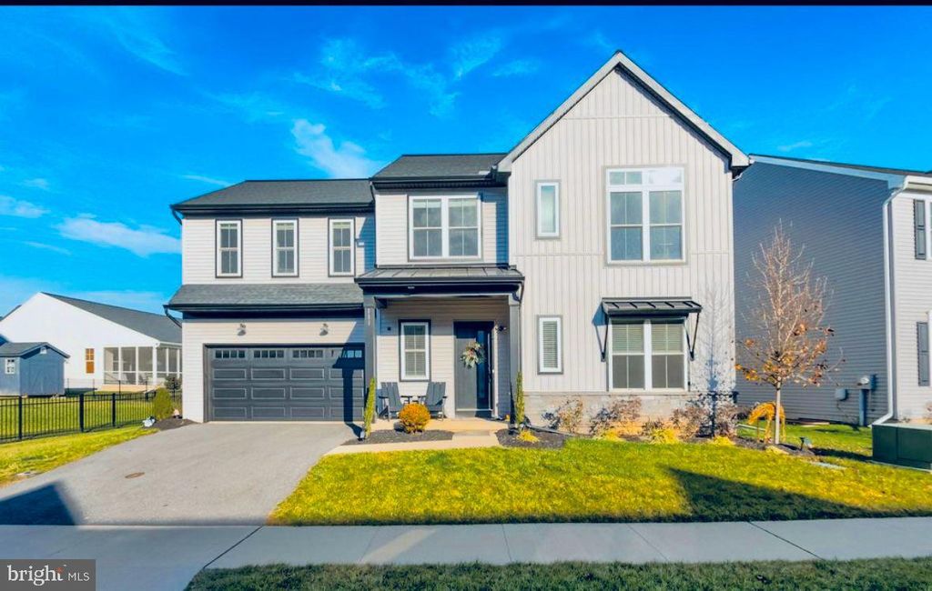 111 STICKLEY DRIVE DR, Mechanicsburg, PA 17055