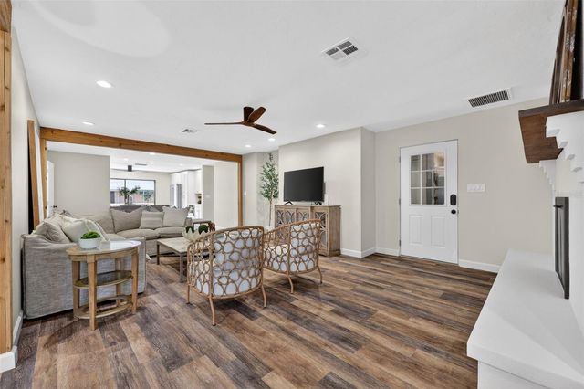 6147 HUPA ROAD, Sarasota, FL 34241