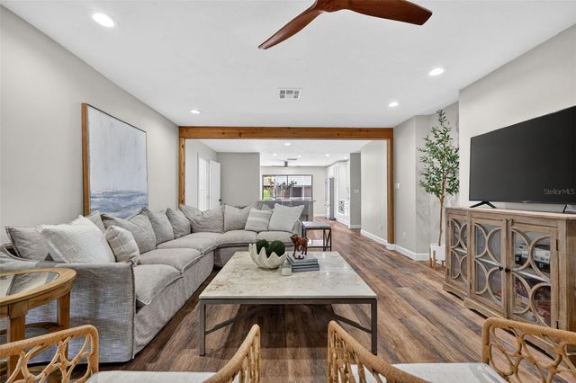 6147 HUPA ROAD, Sarasota, FL 34241