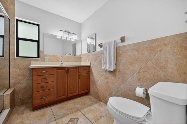 6147 HUPA ROAD, Sarasota, FL 34241