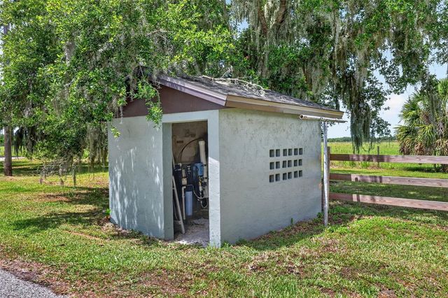 6147 HUPA ROAD, Sarasota, FL 34241