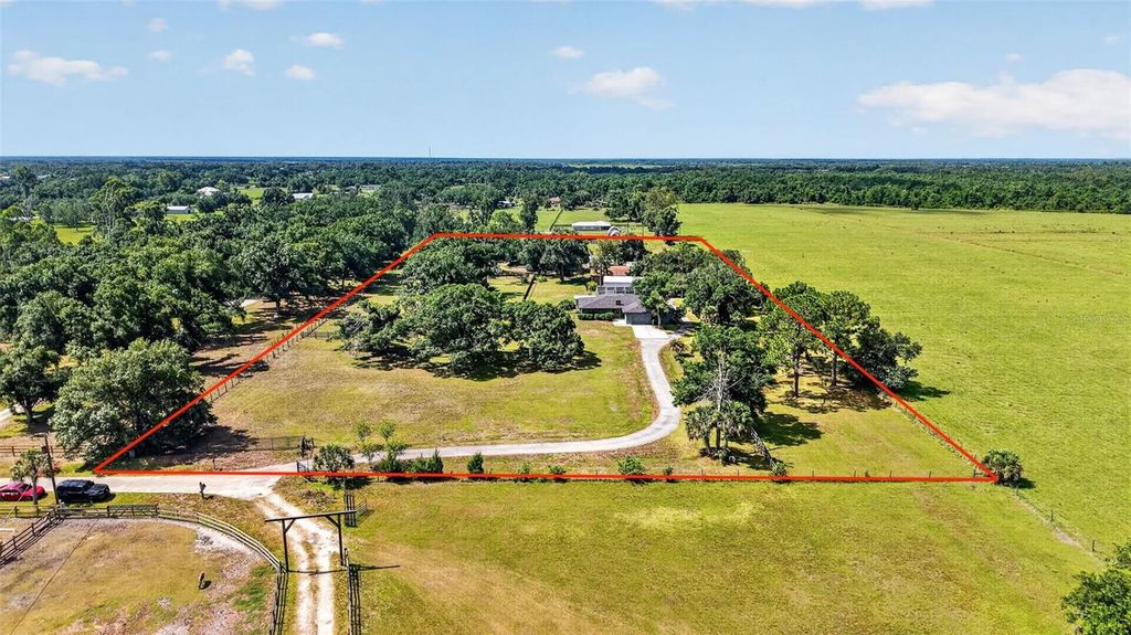6147 HUPA ROAD, Sarasota, FL 34241