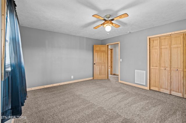 116 Thomas Lane, Kingston, TN 37763