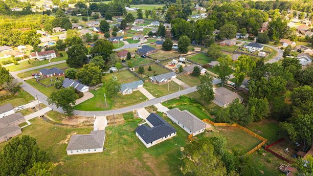 20 Ledrick Circle, Mayflower, AR 72106