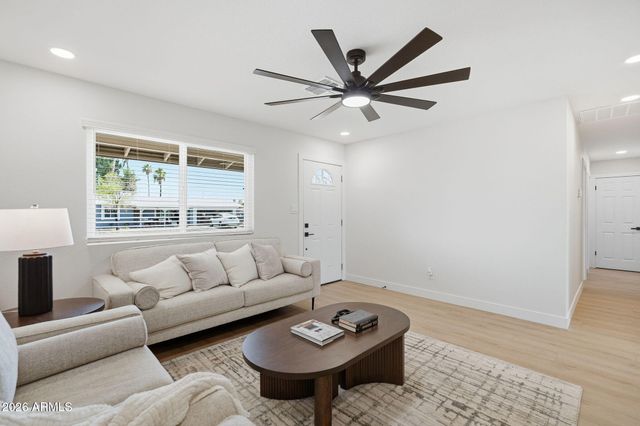2626 E BILLINGS Street, Mesa, AZ 85213