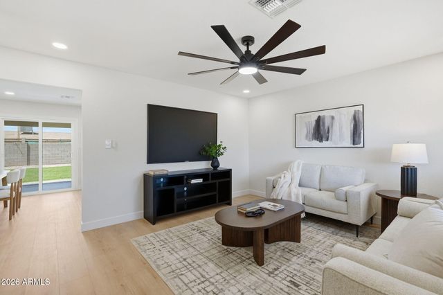 2626 E BILLINGS Street, Mesa, AZ 85213