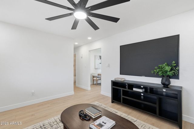 2626 E BILLINGS Street, Mesa, AZ 85213