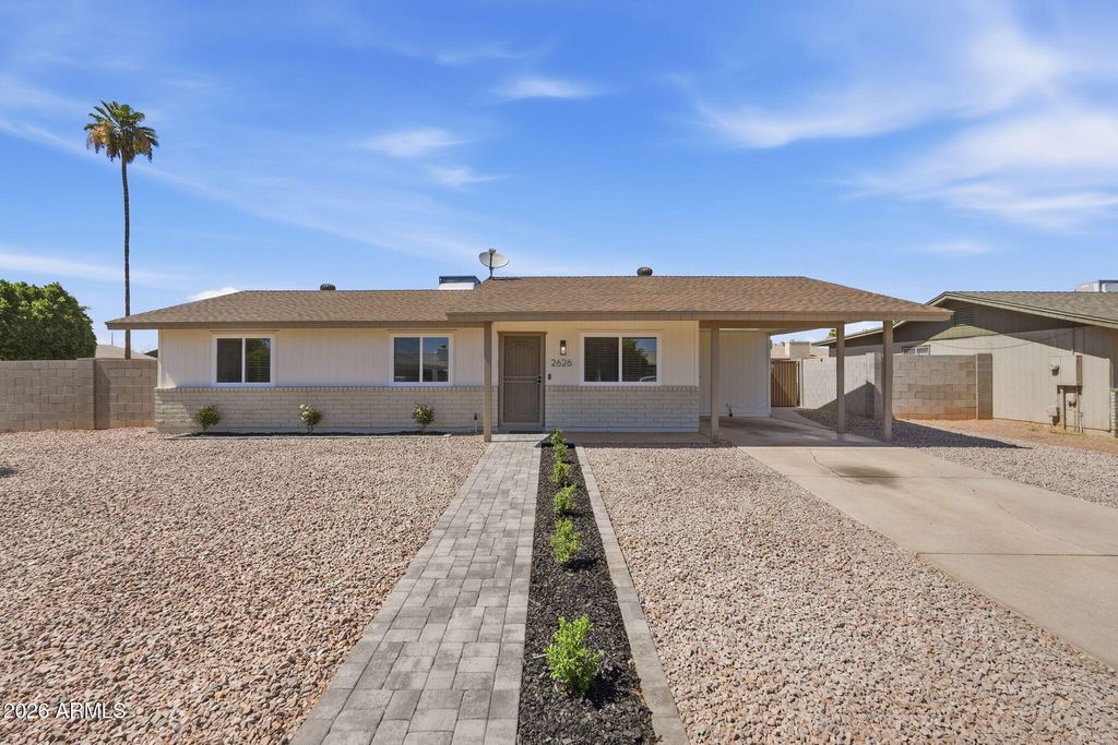 2626 E BILLINGS Street, Mesa, AZ 85213