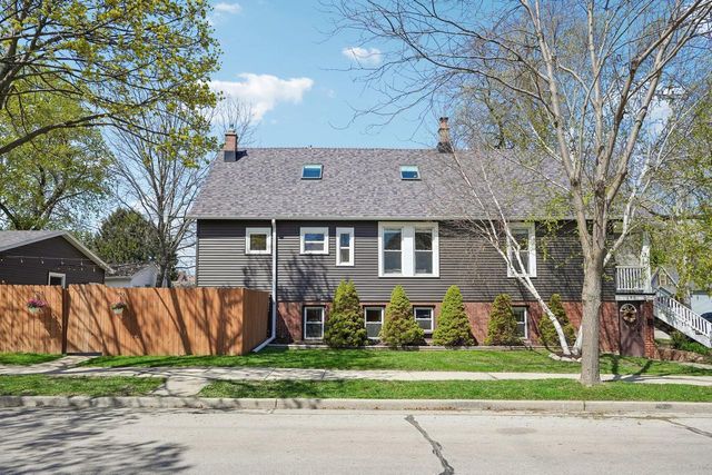 2759 Burrell STREET, Milwaukee, WI 53207