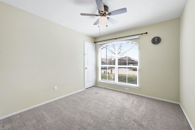 117 Hematite LN, Jarrell, TX 76537