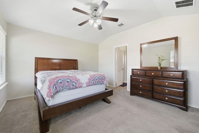 117 Hematite LN, Jarrell, TX 76537