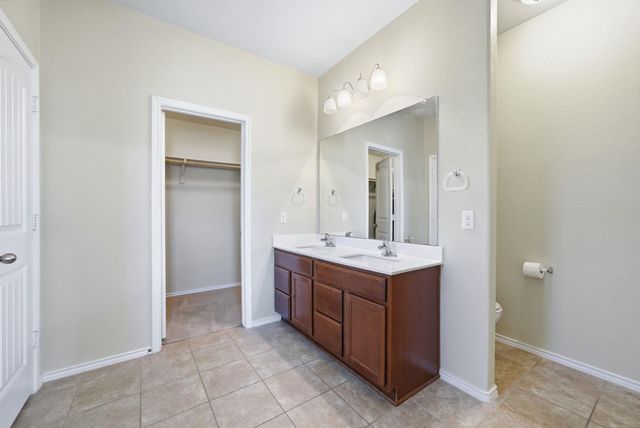 117 Hematite LN, Jarrell, TX 76537