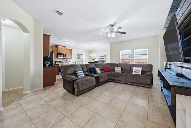 117 Hematite LN, Jarrell, TX 76537