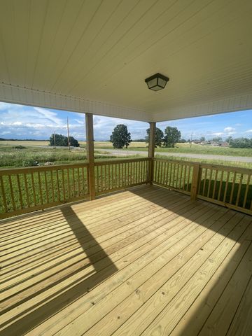 100 Donald Dr, Lafayette, TN 37083