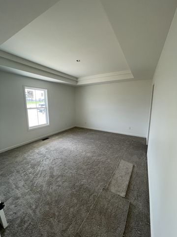 100 Donald Dr, Lafayette, TN 37083