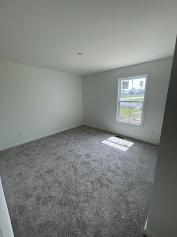 100 Donald Dr, Lafayette, TN 37083