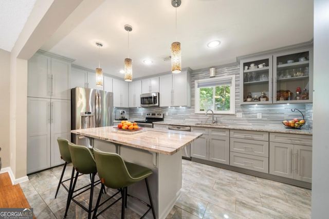 2760 Baramore Road NE, Marietta, GA 30062