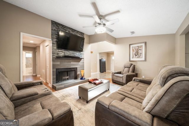 2760 Baramore Road NE, Marietta, GA 30062